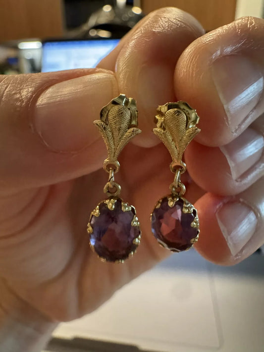 Vintage 14K Yellow Gold Oval Amethyst Pierced Post Dangle Earrings