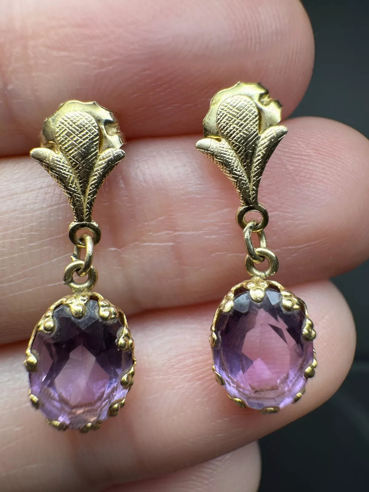Vintage 14K Yellow Gold Oval Amethyst Pierced Post Dangle Earrings